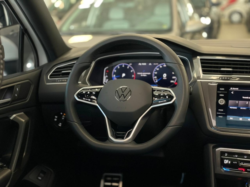 volkswagen tiguan 2.0 300 tsi gasolina allspace r-line automatico flex 4p 20257