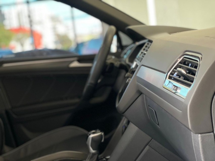 volkswagen tiguan 2.0 300 tsi gasolina allspace r-line automatico flex 4p 202511