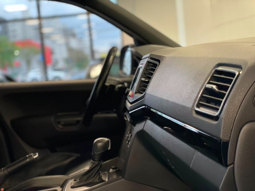 volkswagen amarok 3.0 v6 tdi diesel highline extreme cd 4motion automatico 4p 202311