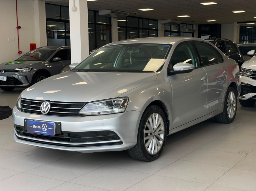 volkswagen jetta 2.0 comfortline flex 4p tiptronic automatico 2015
