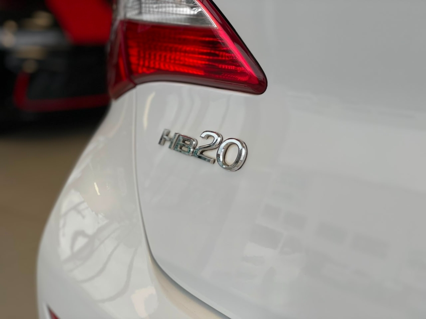 hyundai hb20 1.0 comfort plus 12v flex 4p manual 201713