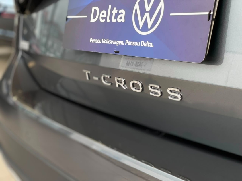 volkswagen t-cross 1.0 200 tsi total flex comfortline automatico 4p 202318