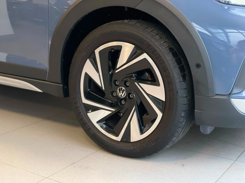 volkswagen nivus 1.0 200 tsi total flex highline automatico 4p 20263