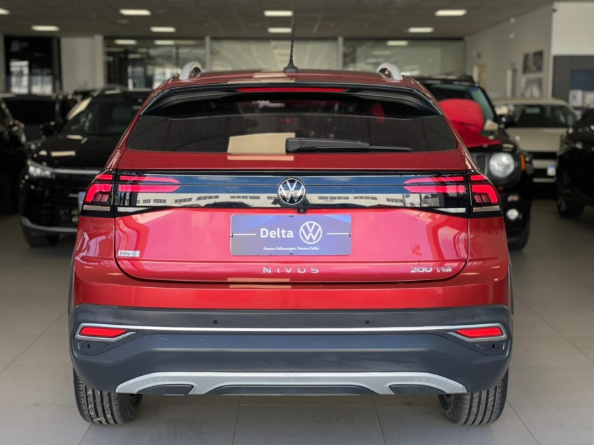 volkswagen nivus 1.0 200 tsi total flex highline automatico 4p 202317