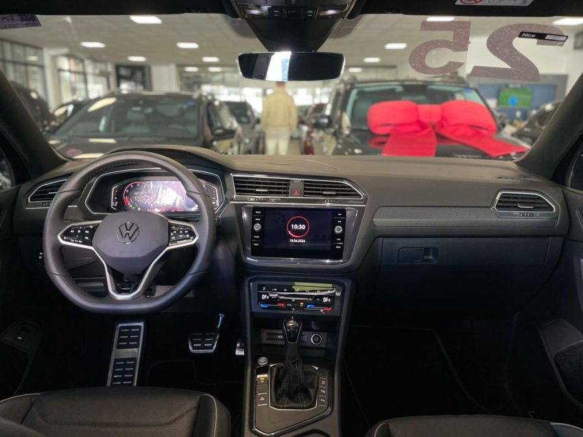 volkswagen tiguan 2.0 300 tsi gasolina allspace r-line automatico 4p 20257