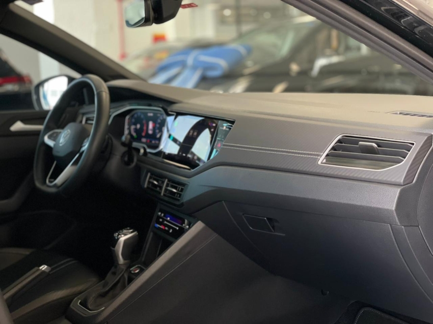 volkswagen nivus 1.0 200 tsi total flex highline automatico 4p 202511