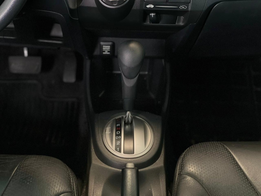honda fit 1.4 lx 16v flex 4p automatico 201112