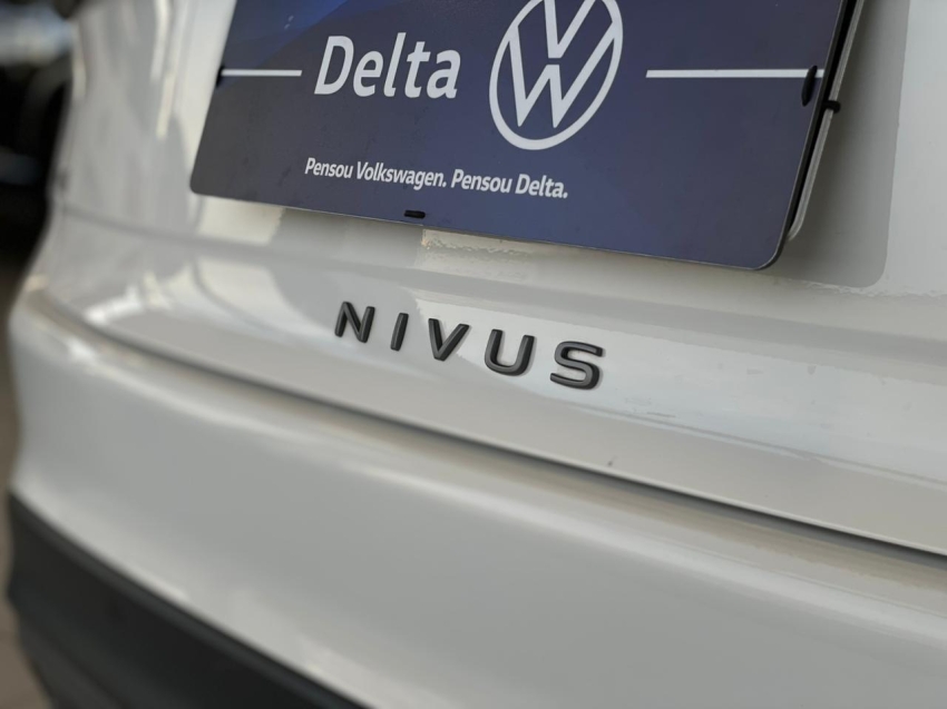 volkswagen nivus 1.0 200 tsi total flex comfortline automatico 4p 202614