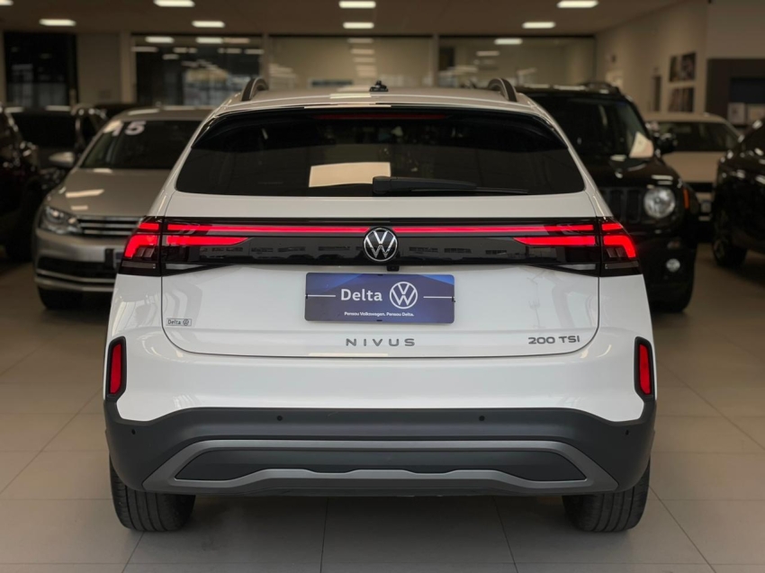 volkswagen nivus 1.0 200 tsi total flex comfortline automatico 4p 202617