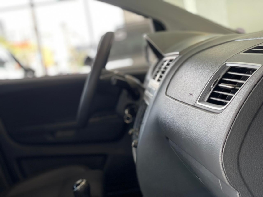 volkswagen fox 1.6 msi total flex connect 4p manual 201914