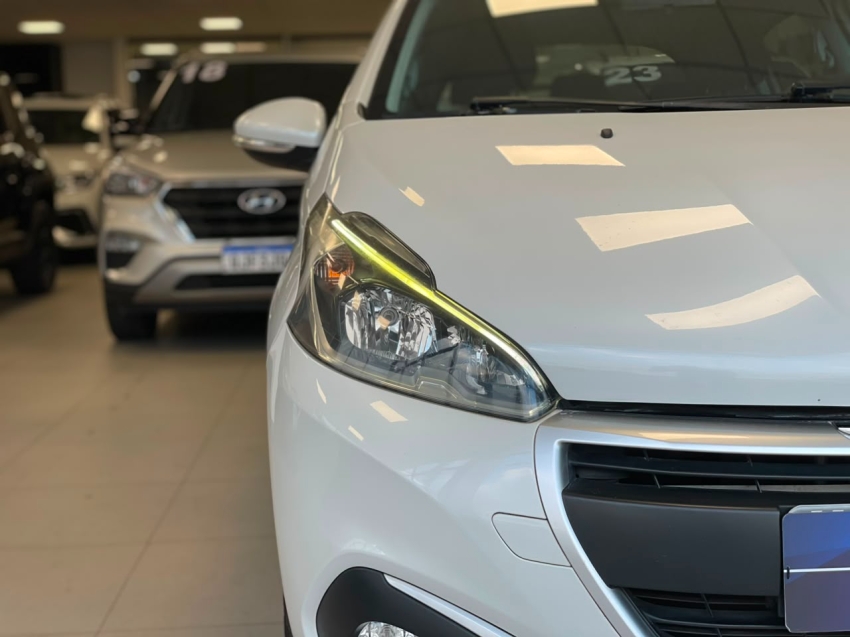 peugeot 208 1.2 active pack 12v flex 4p manual automatico 20174
