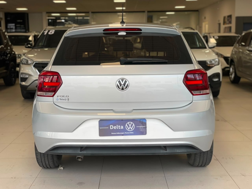 volkswagen polo 1.0 mpi total flex manual 4p 202016