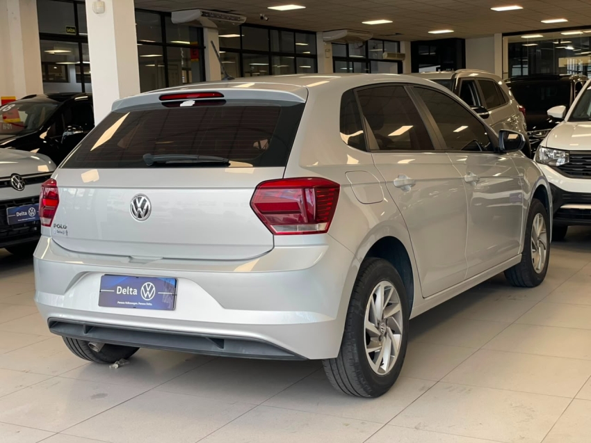 volkswagen polo 1.0 mpi total flex manual 4p 202017
