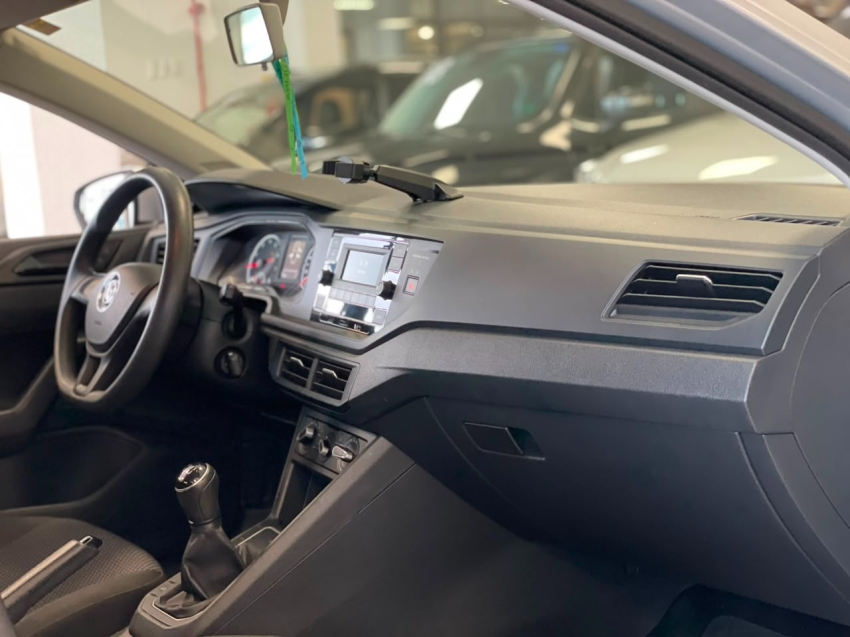 volkswagen polo 1.0 mpi total flex manual 4p 202010