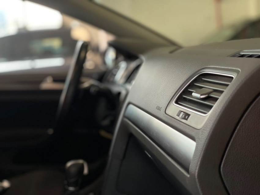volkswagen golf 1.0 200 tsi total flex comfortline tiptronic 4p automatico 201813