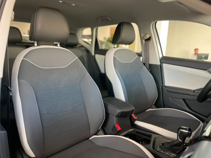 volkswagen taos 1.4 250 tsi total flex comfortline automatico 4p 202612