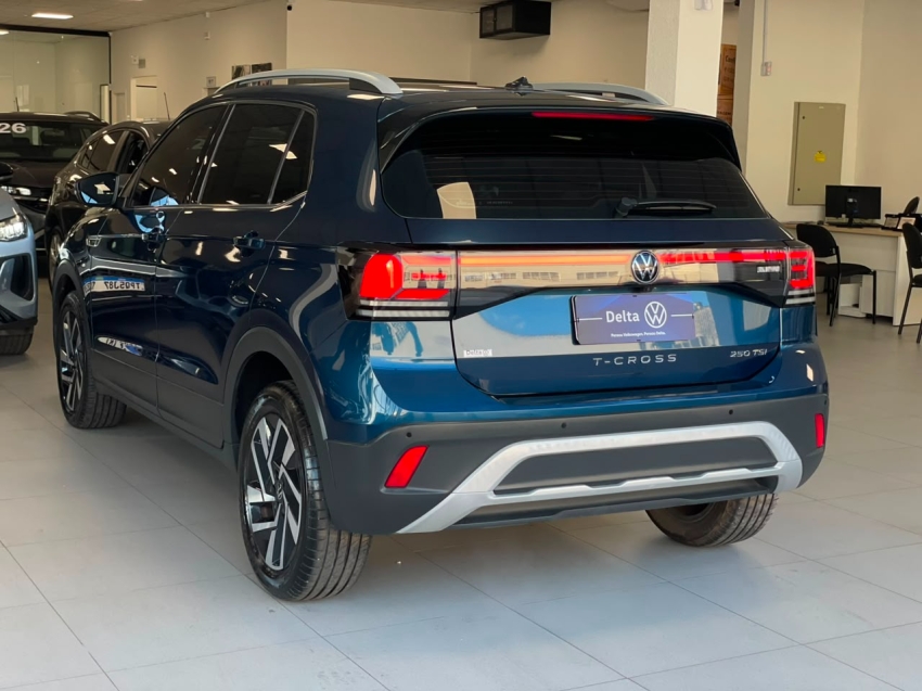 volkswagen t-cross 1.4 250 tsi total flex highline automatico 4p 202515