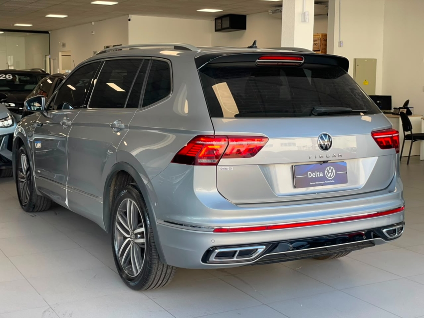 volkswagen tiguan 2.0 300 tsi gasolina allspace r-line automatico flex 4p 202419