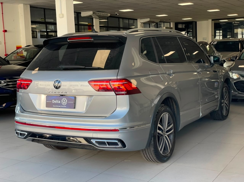 volkswagen tiguan 2.0 300 tsi gasolina allspace r-line automatico flex 4p 202417
