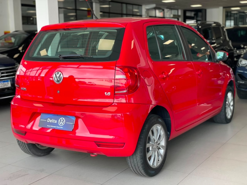 volkswagen fox 1.6 mi 8v flex 4p manual 201415