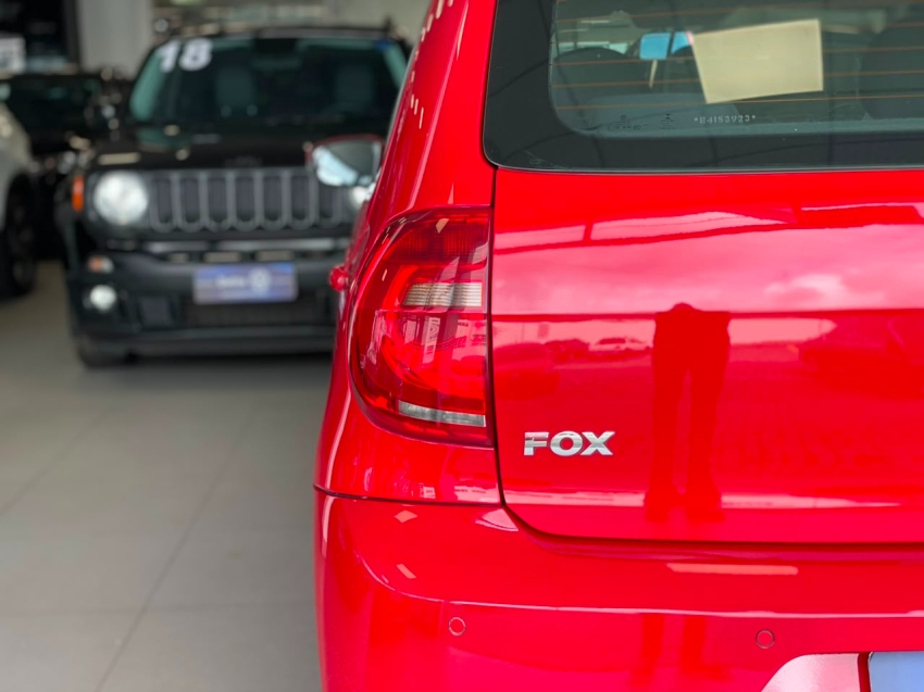 volkswagen fox 1.6 mi 8v flex 4p manual 201418