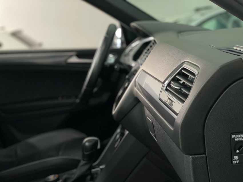 volkswagen tiguan 2.0 350 tsi gasolina allspace r-line 4motion dsg flex 4p automatico 202010