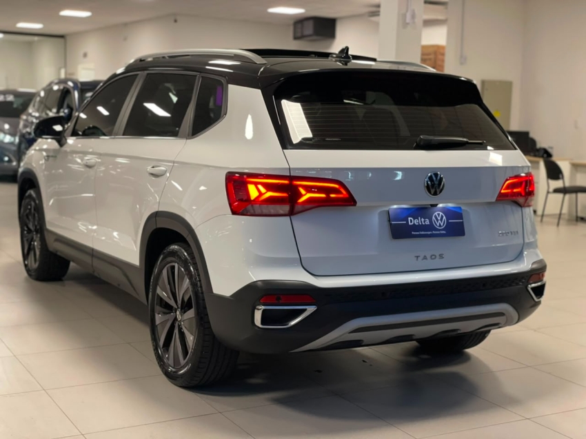 volkswagen taos 1.4 250 tsi total flex highline automatico 4p 202215