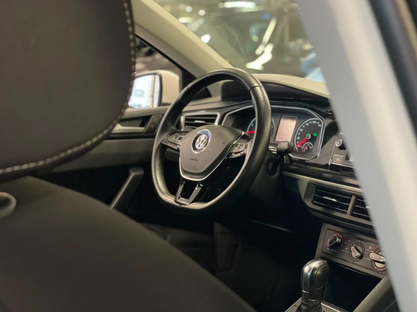 volkswagen polo 1.0 200 tsi comfortline automatico flex 4p 202010