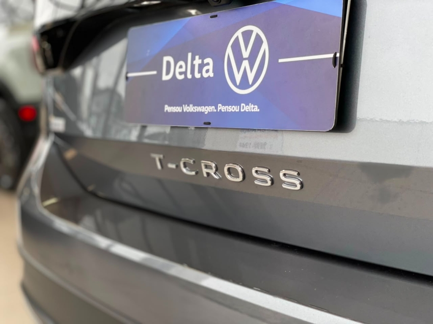 volkswagen t-cross 1.4 250 tsi total flex highline automatico 4p 202314