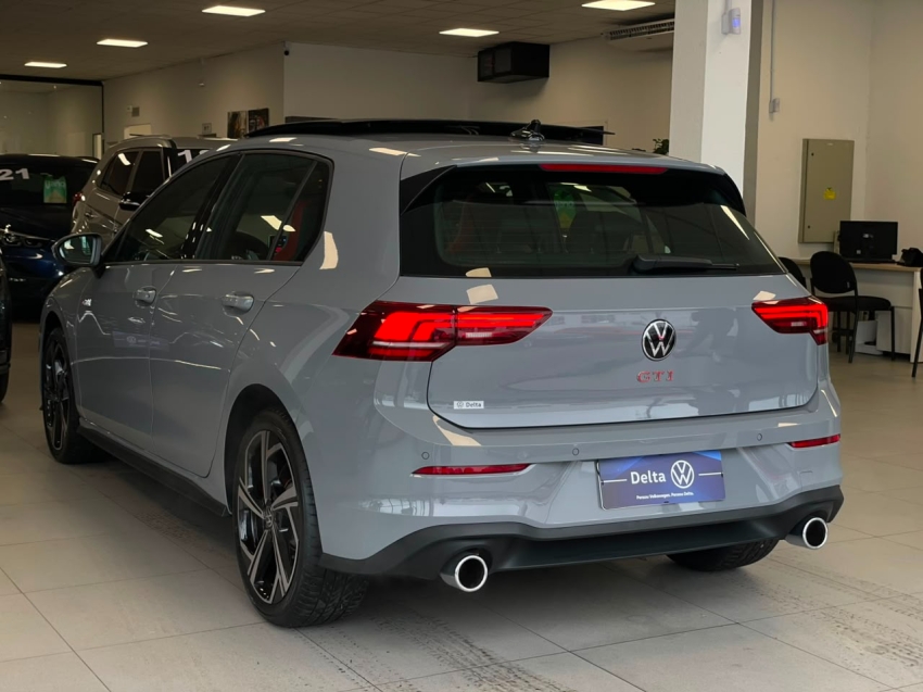 volkswagen golf 2.0 370 tsi gasolina gti dsg flex 4p automatico 202618
