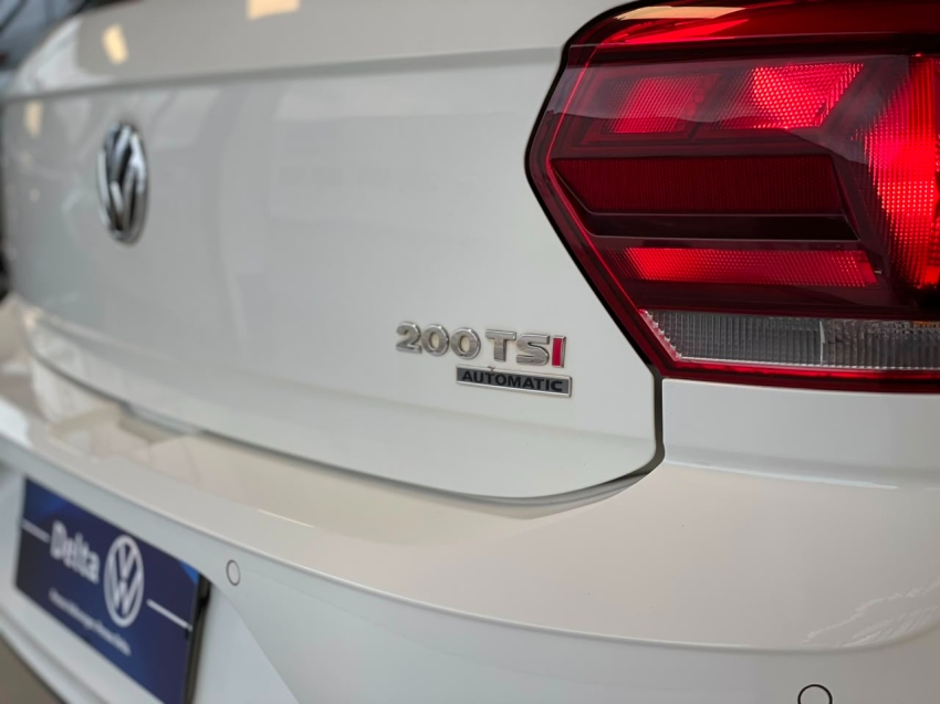 volkswagen polo 1.0 200 tsi comfortline automatico flex 4p 201817