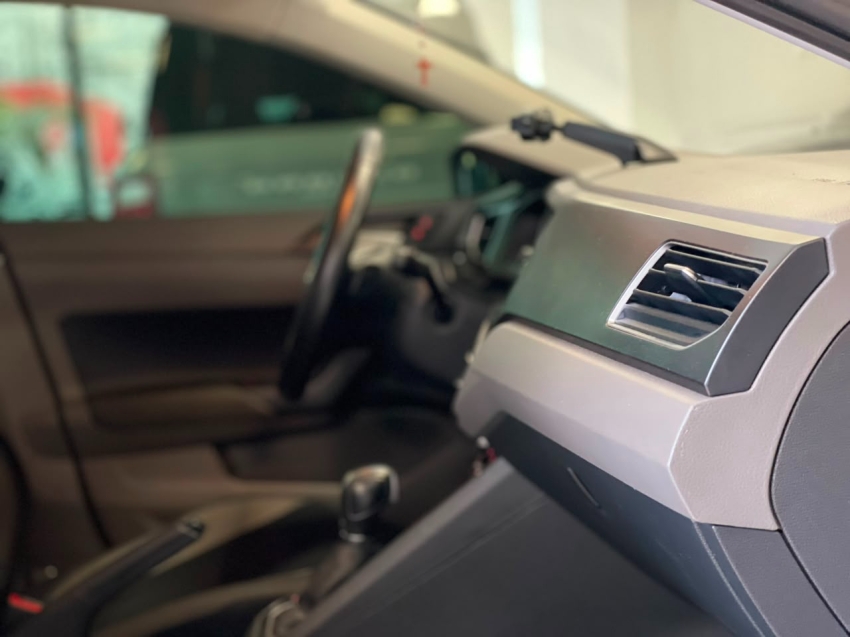 volkswagen polo 1.0 200 tsi comfortline automatico flex 4p 201812