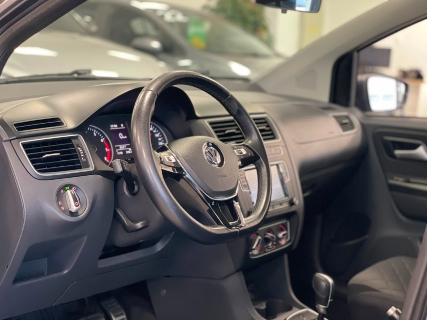 volkswagen fox 1.6 msi highline 16v flex 4p automatizado automatico 20185