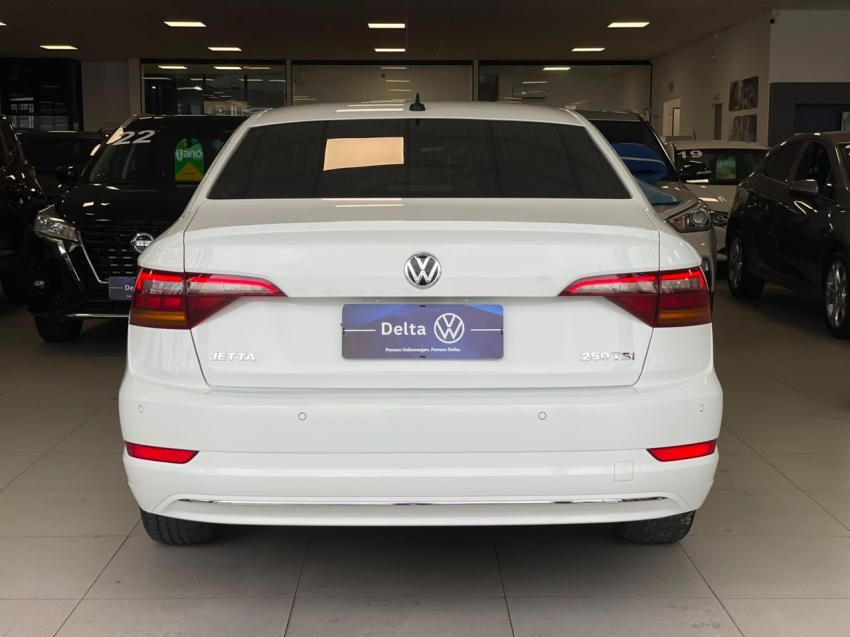 volkswagen jetta 1.4 250 tsi total flex tiptronic 4p automatico 201817