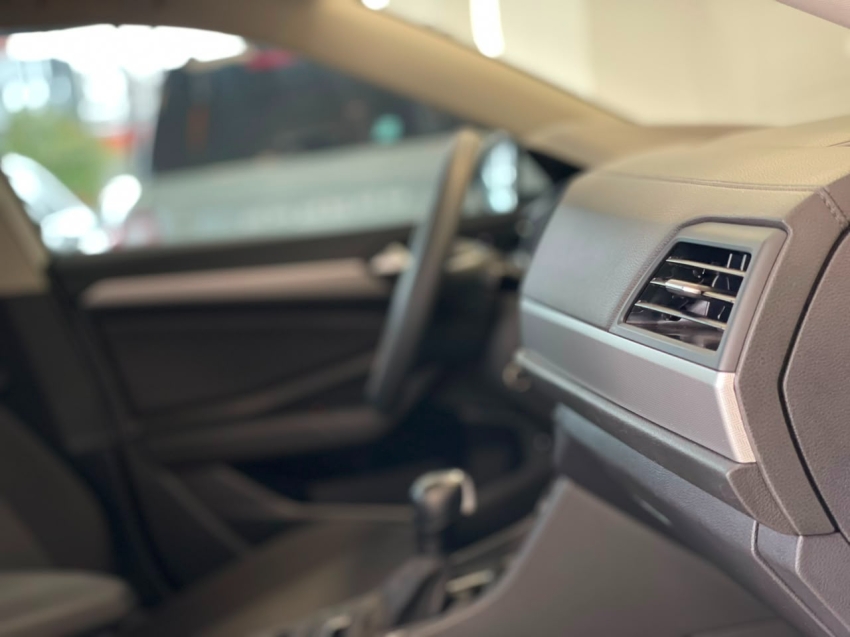 volkswagen jetta 1.4 250 tsi total flex tiptronic 4p automatico 201813