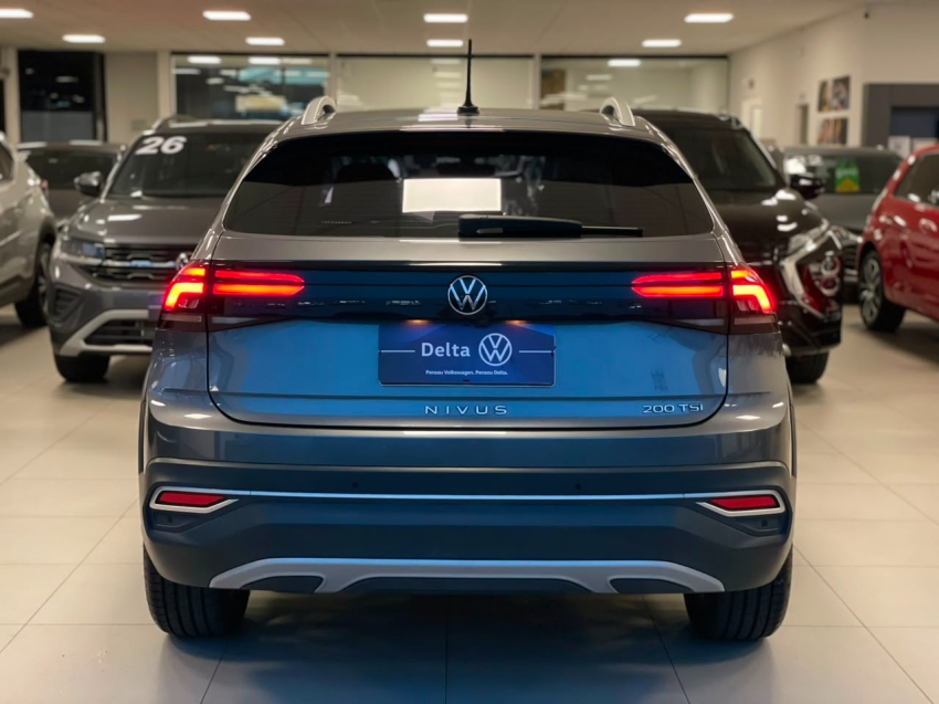 volkswagen nivus 1.0 200 tsi total flex highline automatico 4p 202217