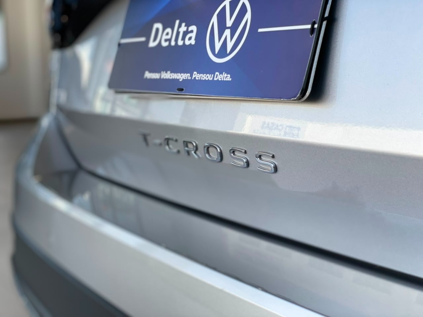 volkswagen t-cross 1.0 200 tsi total flex comfortline automatico 4p 202414