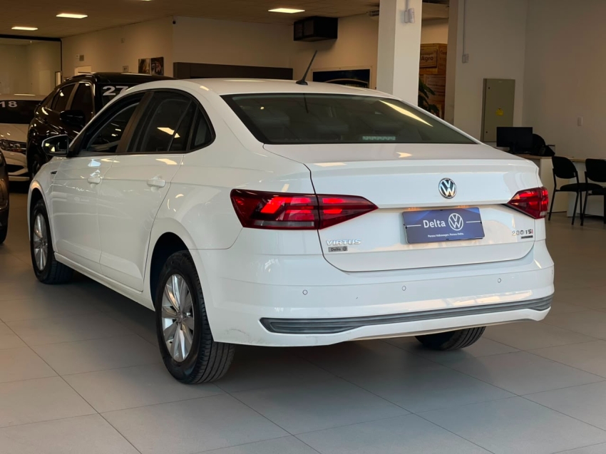 volkswagen virtus 1.0 200 tsi comfortline automatico flex 4p 202018