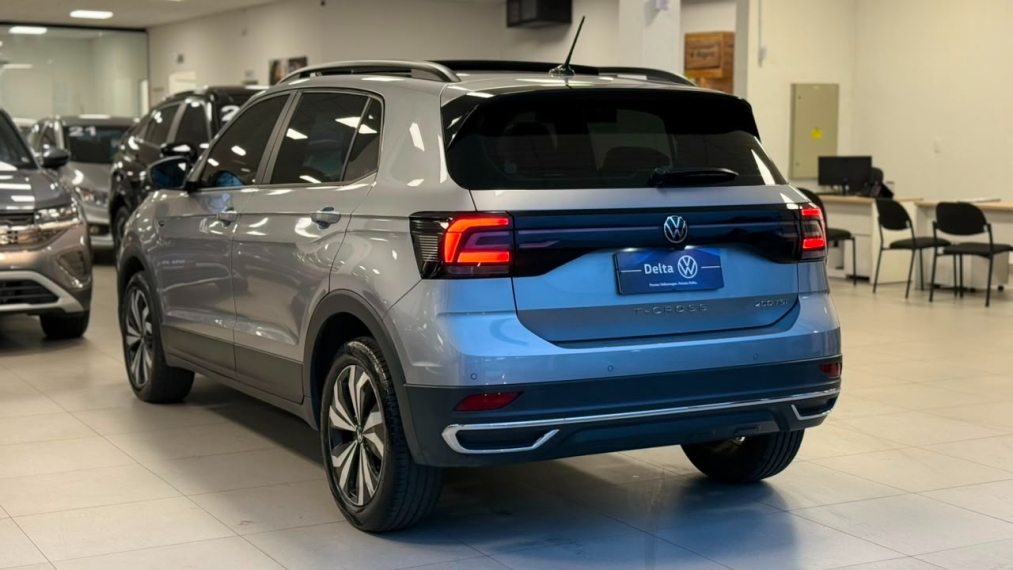 volkswagen t-cross 1.0 200 tsi total flex comfortline automatico 4p 202414