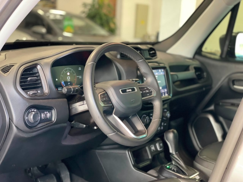 jeep renegade 1.3 t270 turbo flex longitude at6 1p automatico 20245