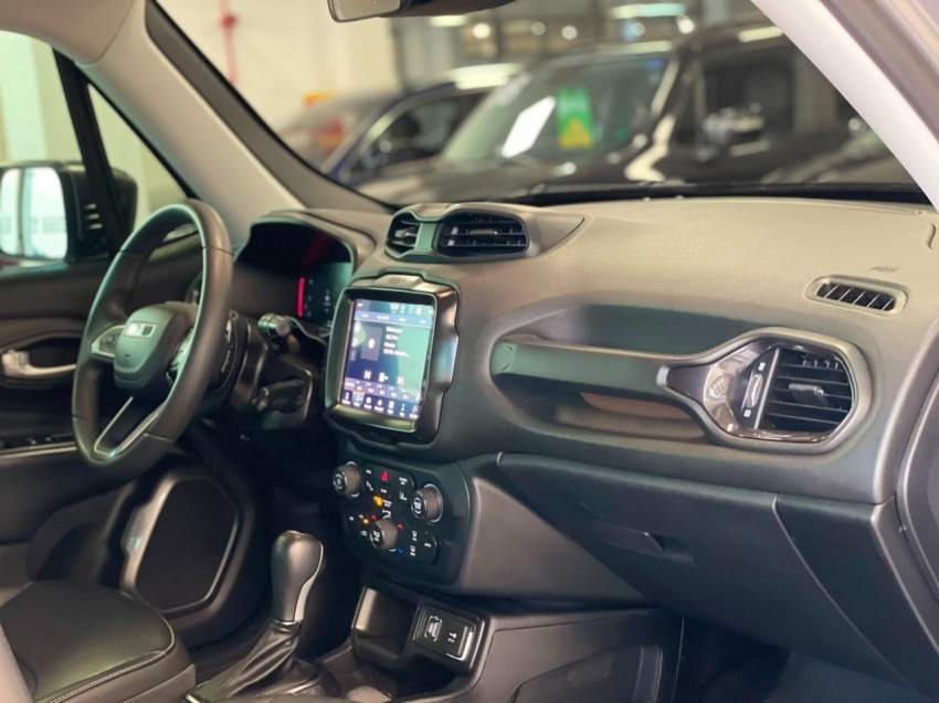 jeep renegade 1.3 t270 turbo flex longitude at6 1p automatico 202410