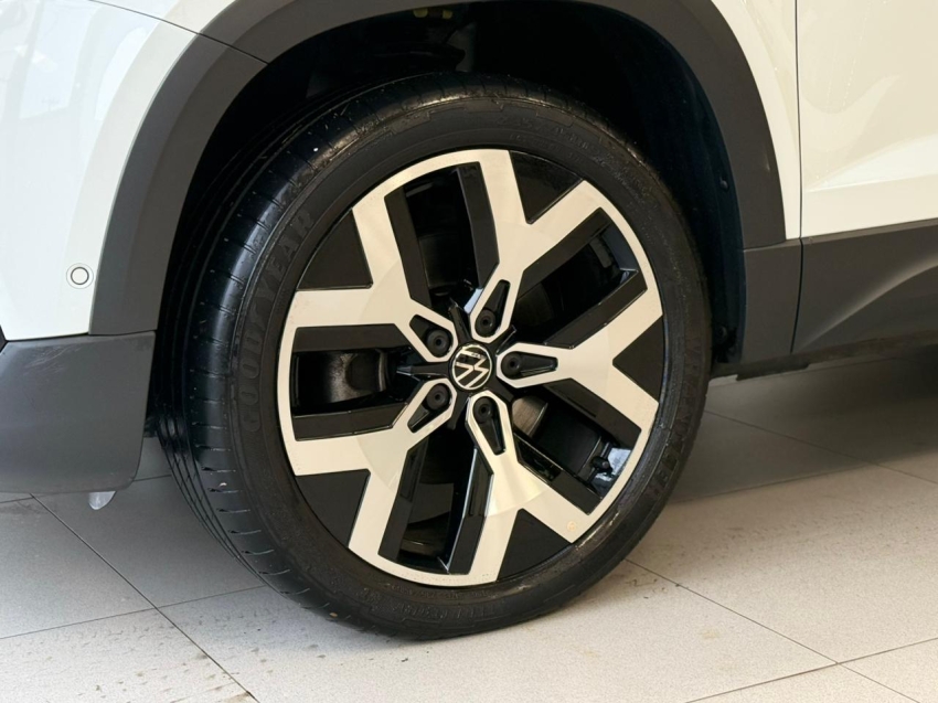 volkswagen taos 1.4 250 tsi total flex highline automatico 4p 20244