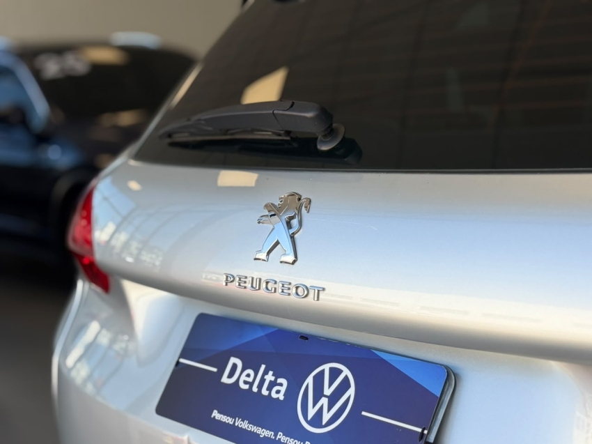 peugeot 2008 1.6 16v flex allure 4p automatico 201714