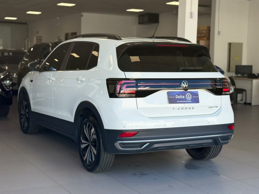 volkswagen t-cross 1.0 200 tsi total flex comfortline automatico 4p 202418