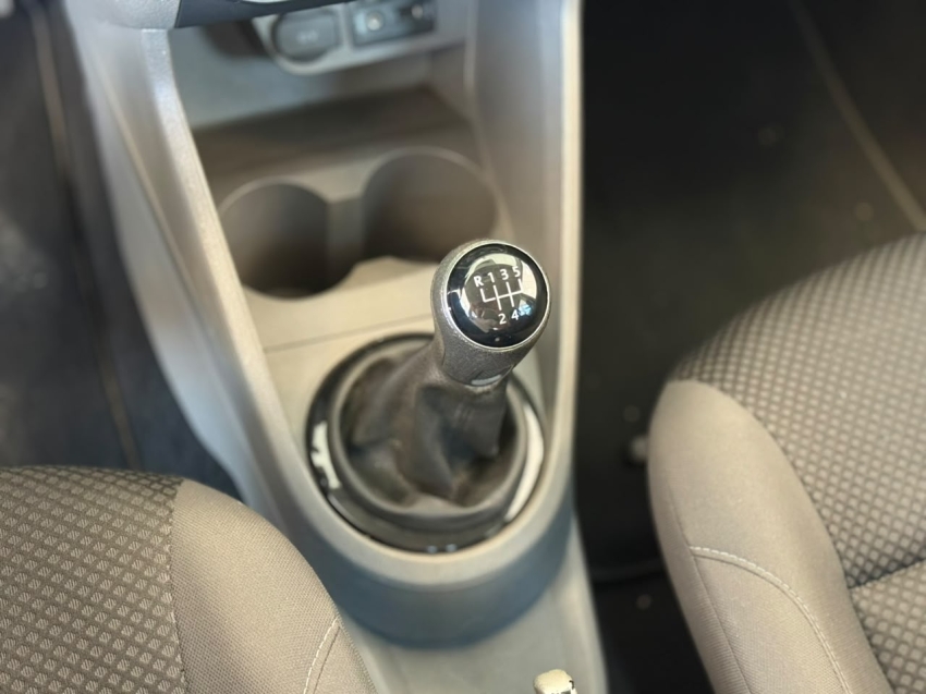 volkswagen voyage 1.6 msi totalflex comfortline 4p manual flex 20177