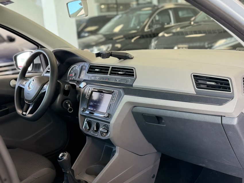 volkswagen voyage 1.6 msi totalflex comfortline 4p manual flex 201711