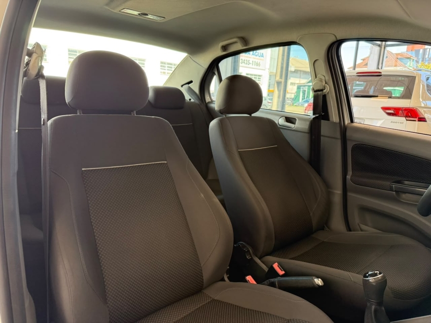 volkswagen voyage 1.6 msi totalflex comfortline 4p manual flex 201713