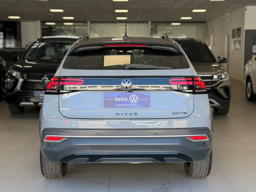 volkswagen nivus 1.0 200 tsi total flex highline automatico 4p 202415