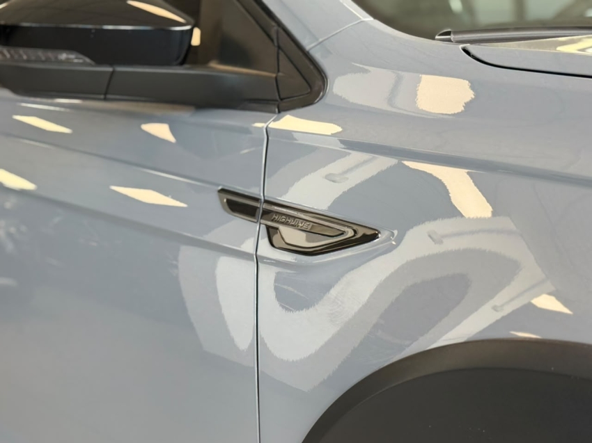volkswagen nivus 1.0 200 tsi total flex highline automatico 4p 20244