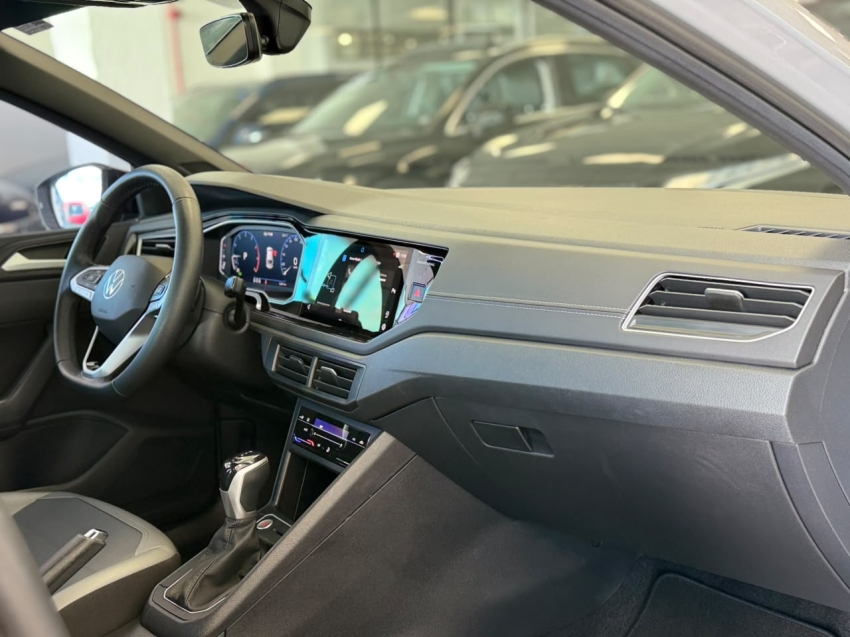 volkswagen nivus 1.0 200 tsi total flex highline automatico 4p 202411